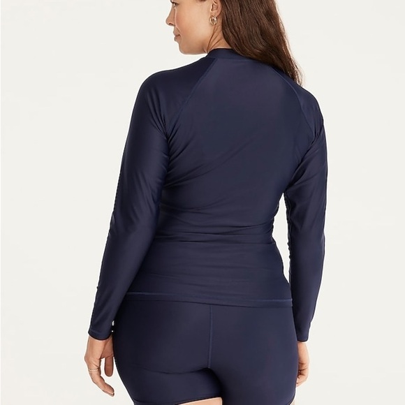J Crew Active long-sleeve rash guard
Item BC118 - Picture 4 of 5